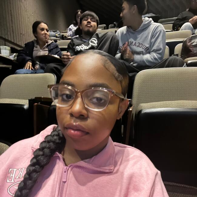 Babysitter in Long Beach: Tierra