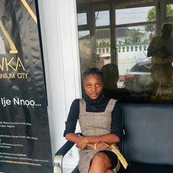 Babysitter in Lagos: Precious