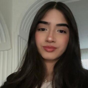 Babysitter in Nevers: Tuana