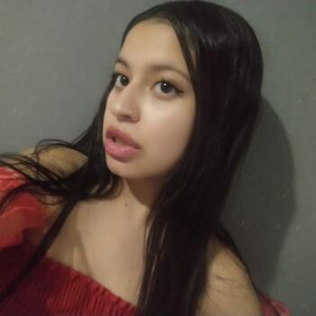 Babysitter in Moreno: Oriana