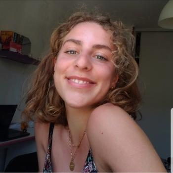 Babysitter Meyreuil: Noémie