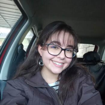Babysitter in Guimarães: Bruna Faria