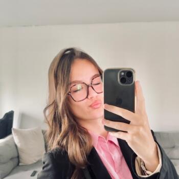 Babysitter in Dunkirk: Orlane
