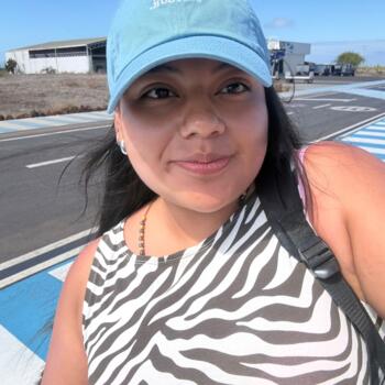 Babysitter in Borough of Queens: JENNIFER