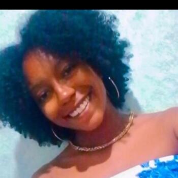 Babá em Feira de Santana: Camille
