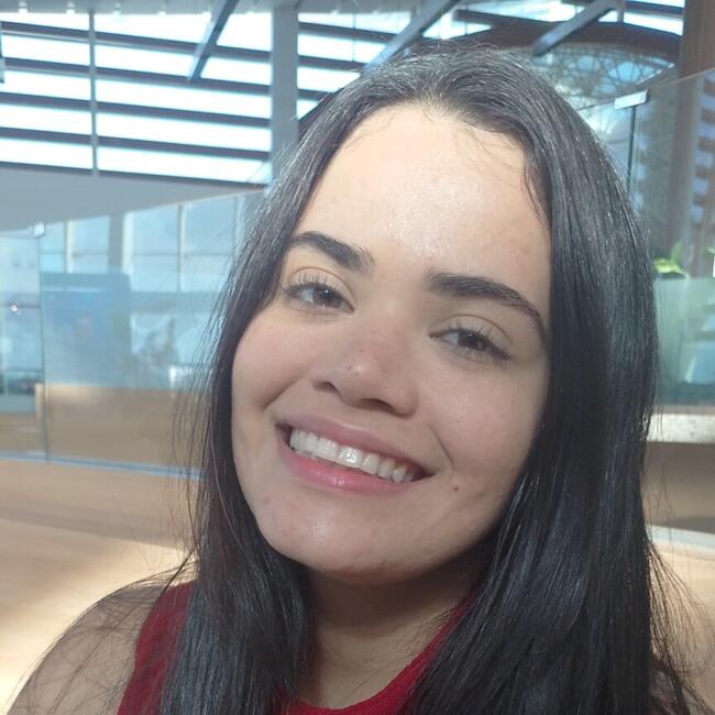 Babá em Recife: Ellen