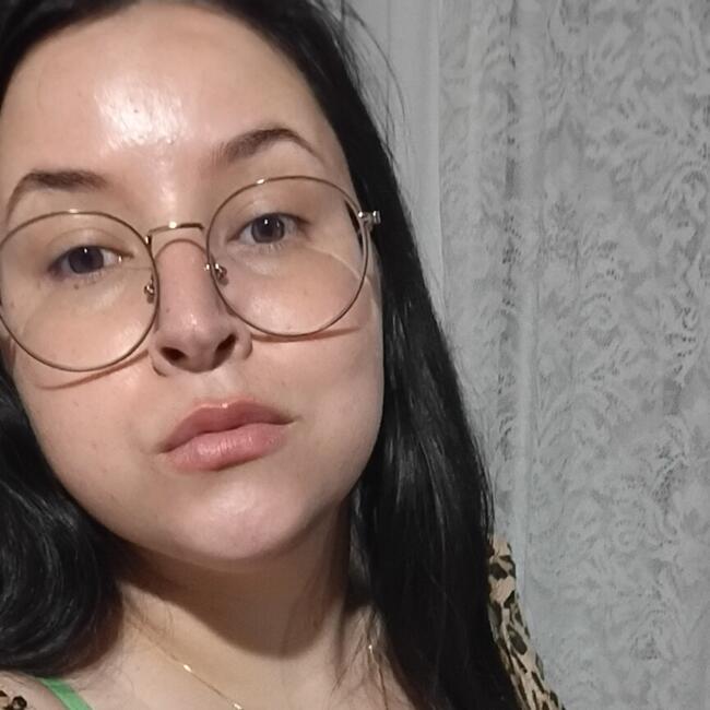 Babysitting job in Ponta Grossa: Thaís