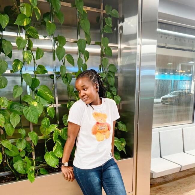 مربية أطفال في الرياض: Brenda