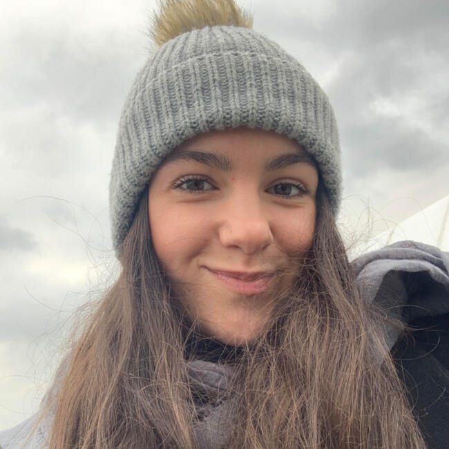 Babysitter in Huesca: Paula