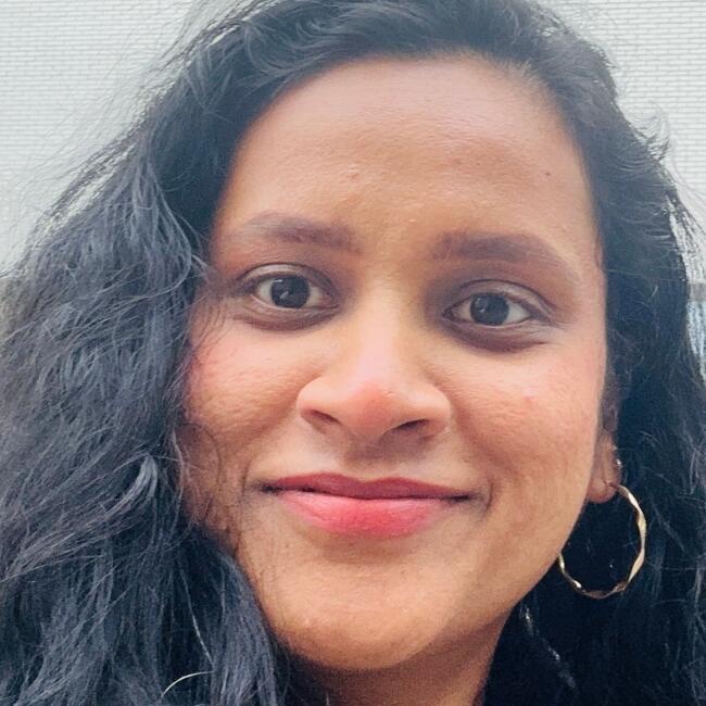 Babysitter in Llantwit Major: Ishani