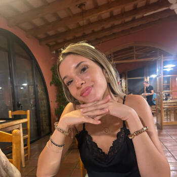 Babysitter in Girona: Lucia Corbalan