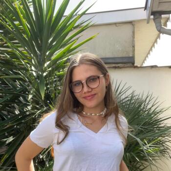 Babysitter in Bordeaux: Elissandre