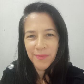 Babysitter in Anápolis: Rosemeire