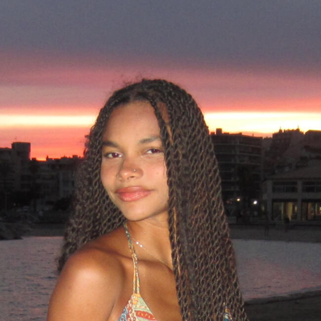 Babysitter in Paris: Yvonne