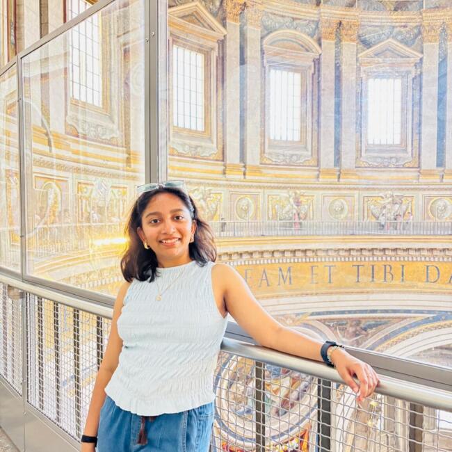 Babysitter in Chilly-Mazarin: Riya