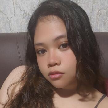 临时保姆 Singapore Island: Nuraisyah