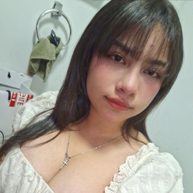 Babysitter in Miami: Keylin