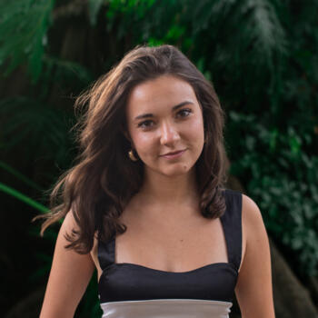 Babysitter Milan: Aida