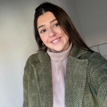 Nanny in Sanlúcar la Mayor: Claudia