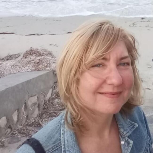 Babysitter in Aulnay-sous-Bois: Emmanuelle