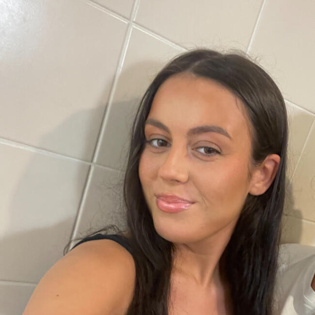 Babysitter in Paris: Annabel