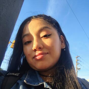 Babysitter in Buenos Aires: Abril Carolina