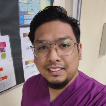 Kerja pengasuh di Kangar: kerja pengasuh Naqib