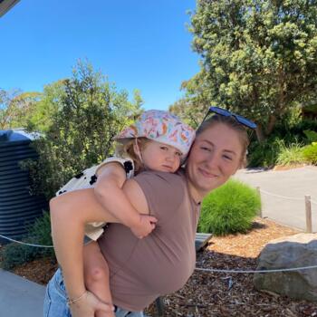 Babysitter in Sydney: Tiarne