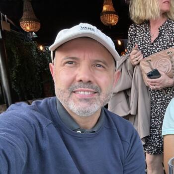 Trabajo de canguro en Pamplona: trabajo de canguro Cesar