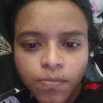 Nanny in Ahmedabad: Harshida