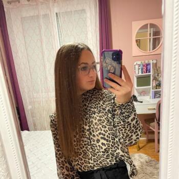 Babysitter Le Mans: Jade