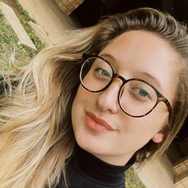 Babysitter in Petrópolis: Manoela