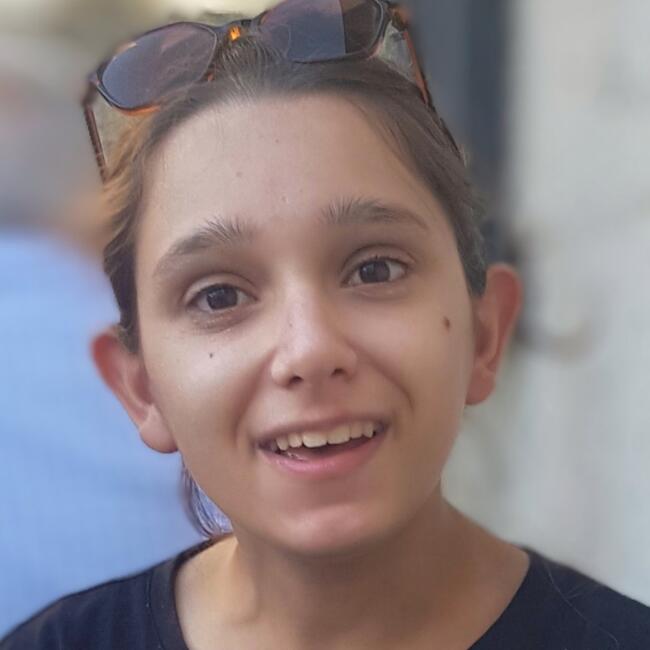 Babysitter in Oullins: Esther