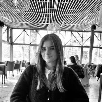 Babysitter in Saint-Pryvé-Saint-Mesmin: Fiona