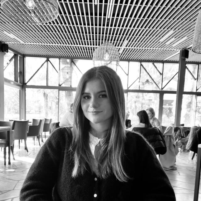 Babysitter in Saint-Pryvé-Saint-Mesmin: Fiona