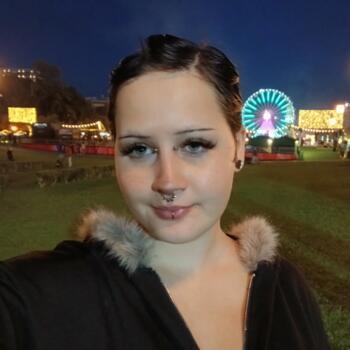 Babysitter in Bobadela: Eva