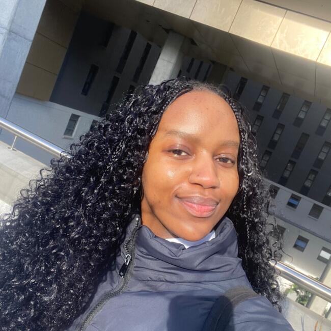 Babysitter in Cape Town: Zukiswa