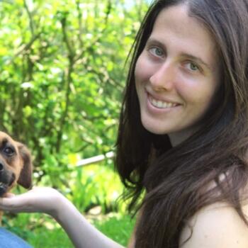 Babysitter in Atenas: Melissa