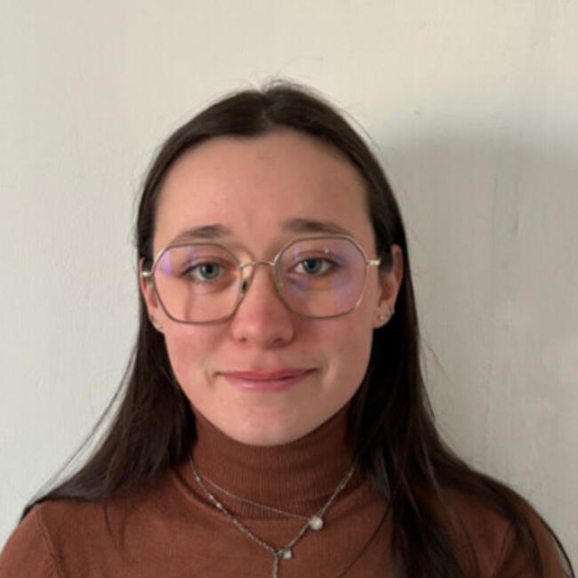 Babysitter in Chabeuil: Oriane