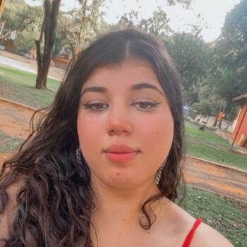 Babysitter Monte Mor: Letícia Borges Beraldo