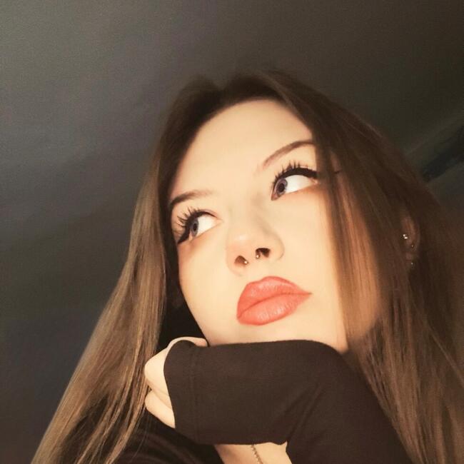 Babysitter in Bacau: Latu