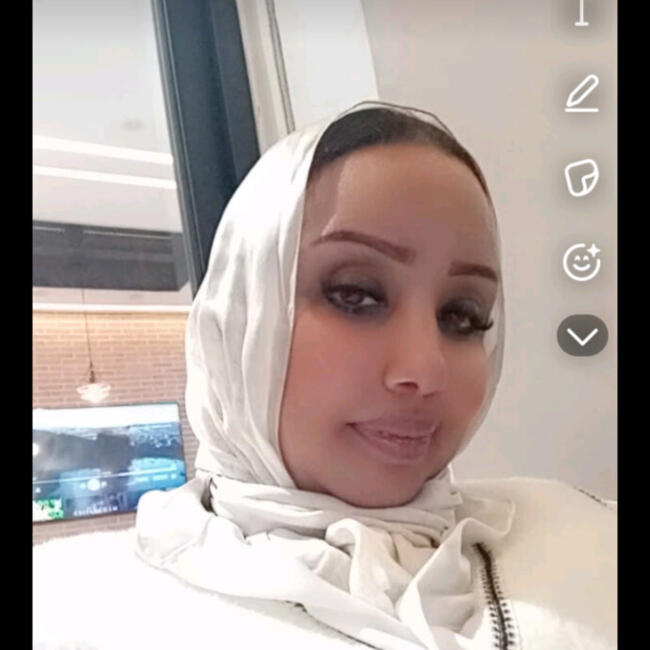 مربية أطفال في رباط: Aziza