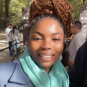 Babysitter in Évry: Ariane