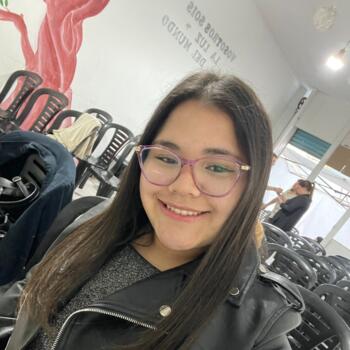 Niñera en Berazategui: Selene Flores