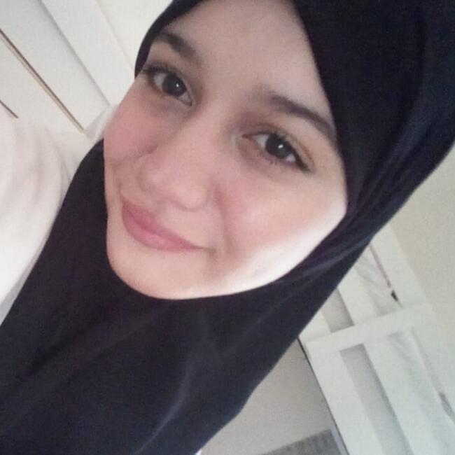 جليسة أطفال في البثنة: Reem