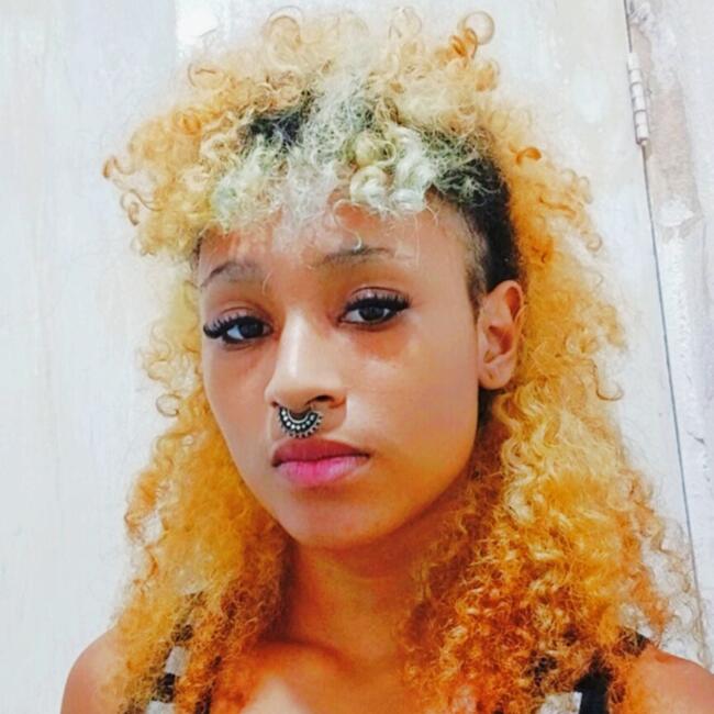 Babá em Paulista: Erin de Lima