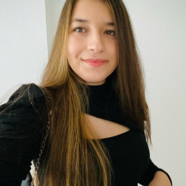 Babysitter in Elche: Yolanda