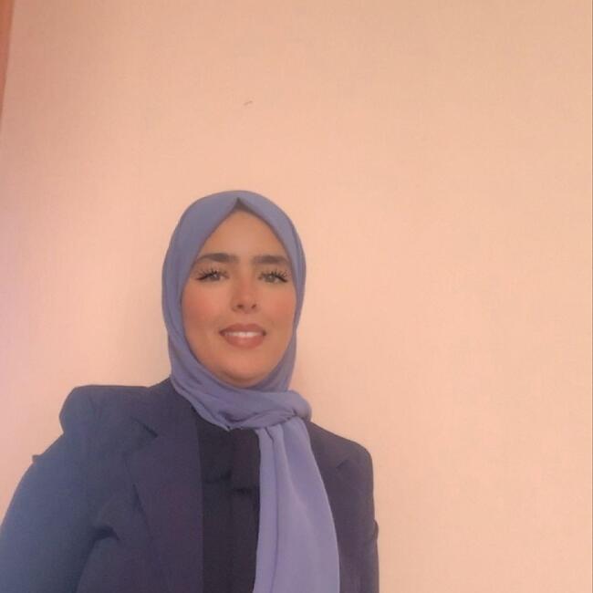 Babysitter a Aviano: Elmakhrout