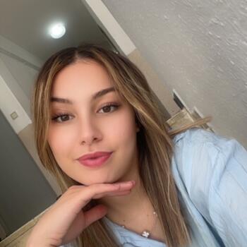 Babysitter in Amiens: Yasmine