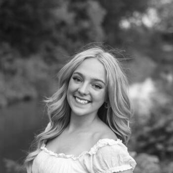 Babysitter in Maryville (Missouri): Mackenzie